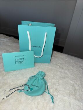Tiffany & Co. Blue beaded heart tag bracelet